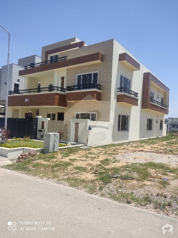 Brand New, 40x80 Corner House For Sale With 6 Bedrooms In G-13 Islamabad