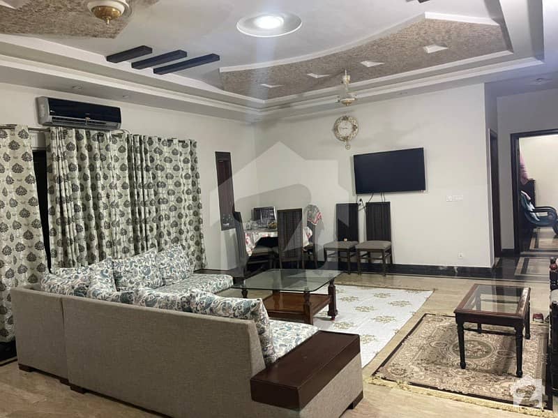 ایڈن سٹی - بلاک اے ایڈن سٹی ایڈن لاہور میں 2 کمروں کا 1 کنال بالائی پورشن 45 ہزار میں کرایہ پر دستیاب ہے۔