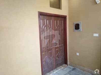 گل بہار کالونی فیصل آباد میں 7 کمروں کا 8 مرلہ مکان 75 ہزار میں کرایہ پر دستیاب ہے۔