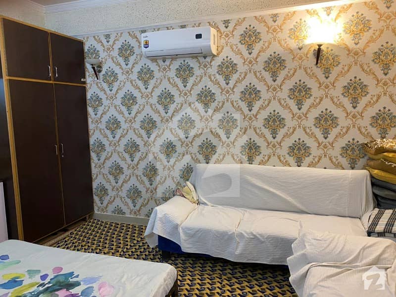 ماڈل ٹاؤن ۔ بلاک ایل ماڈل ٹاؤن لاہور میں 5 کمروں کا 10 مرلہ مکان 2.8 کروڑ میں برائے فروخت۔