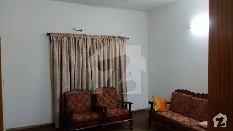 Allah Ho Estate Offers 10 Marla Upper Portion For Rent In Architect Society