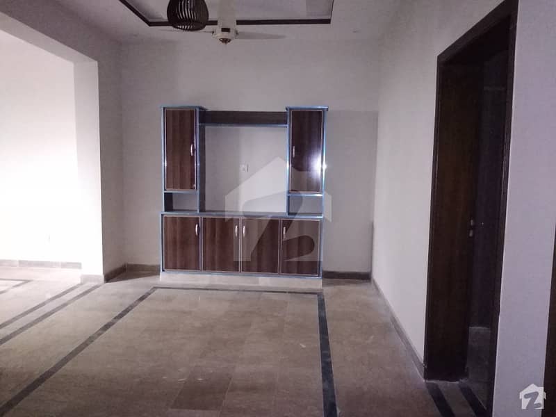 ہارلے سٹریٹ راولپنڈی میں 3 کمروں کا 8 مرلہ زیریں پورشن 30 ہزار میں کرایہ پر دستیاب ہے۔