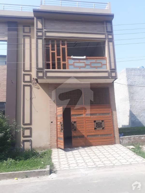 الحفیظ گارڈن لاہور میں 4 کمروں کا 4 مرلہ مکان 95 لاکھ میں برائے فروخت۔