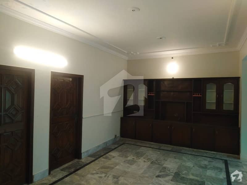 10 Marla Upper Portion Ideally Situated In Johar Town