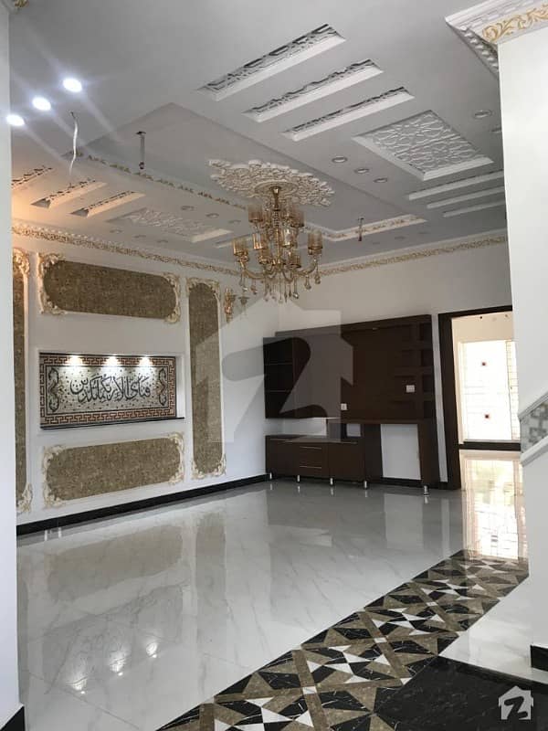 ڈی ایچ اے 11 رہبر لاہور میں 4 کمروں کا 10 مرلہ مکان 3.15 کروڑ میں برائے فروخت۔
