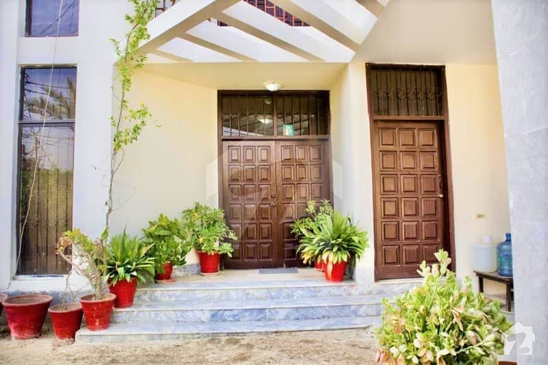 Fully Furnished 3 Bed 600 Sq Yd Ground Portion For Rent In Phase 7