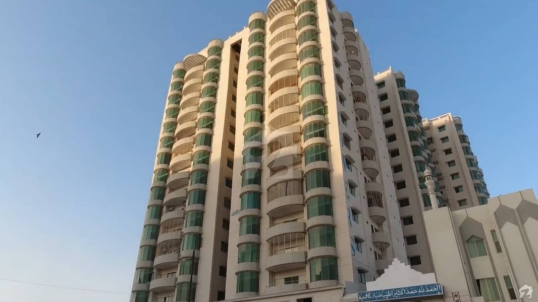 سکیم 33 کراچی میں 3 کمروں کا 9 مرلہ فلیٹ 1.5 کروڑ میں برائے فروخت۔