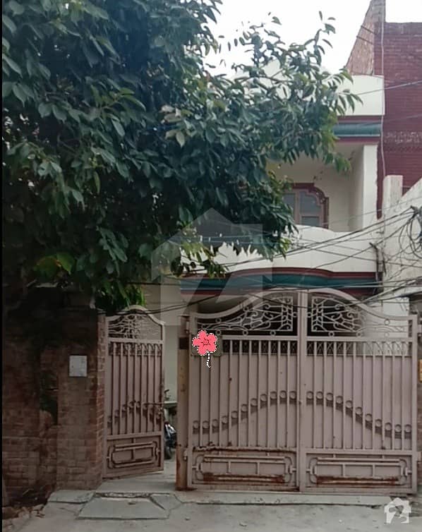 کینال پوائنٹ ہاؤسنگ سکیم ہربنس پورہ لاہور میں 7 کمروں کا 10 مرلہ مکان 1.65 کروڑ میں برائے فروخت۔