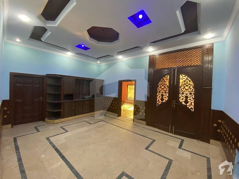 پرنس روڈ بہارہ کھوہ اسلام آباد میں 2 کمروں کا 10 مرلہ مکان 30 ہزار میں کرایہ پر دستیاب ہے۔