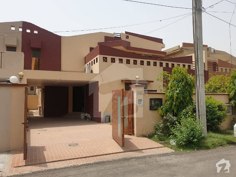3150  Square Feet Renovated House For Sale Is Available In Gulberg