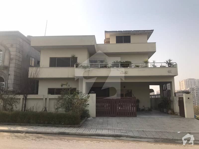 4500  Square Feet Flat Is Available For Rent In Dha Defence