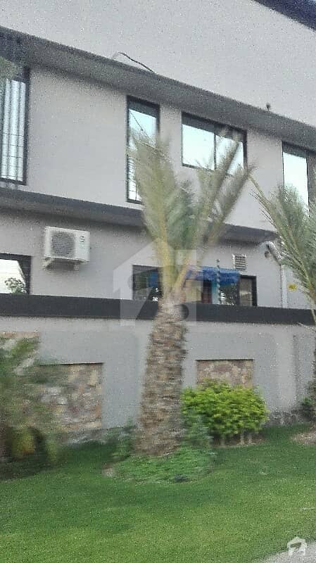 House Available For Sale In Kamahan Road