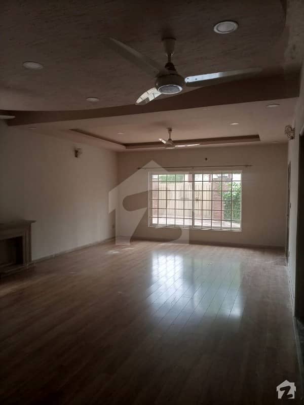 4500  Square Feet Ground Floor Portion In F-11 For Rent