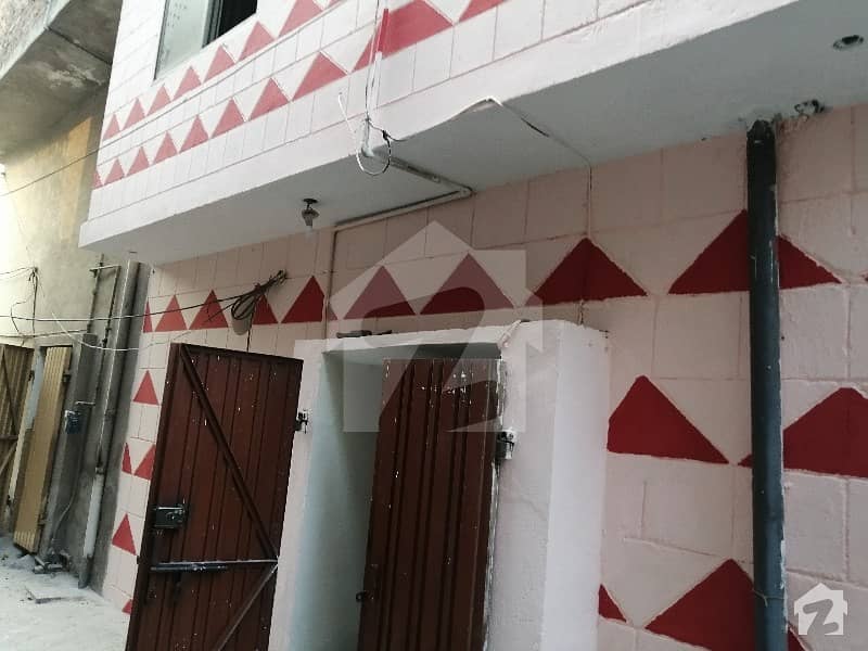 A House Of 410  Square Feet In Faisalabad