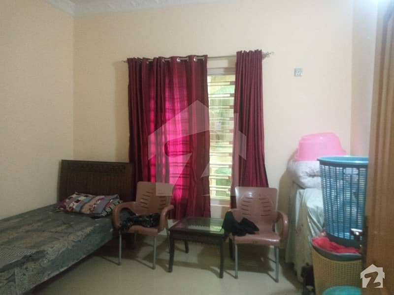 پشاور روڈ راولپنڈی میں 4 کمروں کا 3 مرلہ مکان 85 لاکھ میں برائے فروخت۔