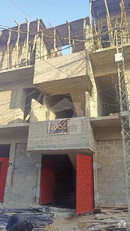 گلستانِِ جوہر ۔ بلاک 11 گلستانِ جوہر کراچی میں 5 کمروں کا 8 مرلہ زیریں پورشن 90 لاکھ میں برائے فروخت۔