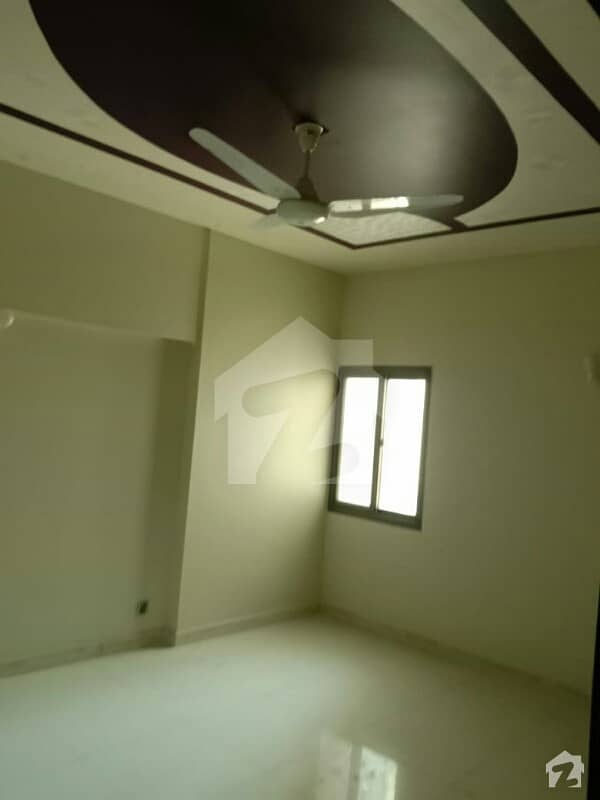 خالد بِن ولید روڈ کراچی میں 3 کمروں کا 7 مرلہ فلیٹ 2.8 کروڑ میں برائے فروخت۔