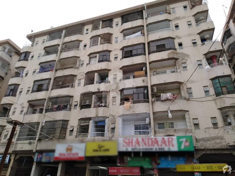 گلشنِ اقبال - بلاک 7 گلشنِ اقبال گلشنِ اقبال ٹاؤن کراچی میں 2 کمروں کا 4 مرلہ فلیٹ 1.1 کروڑ میں برائے فروخت۔