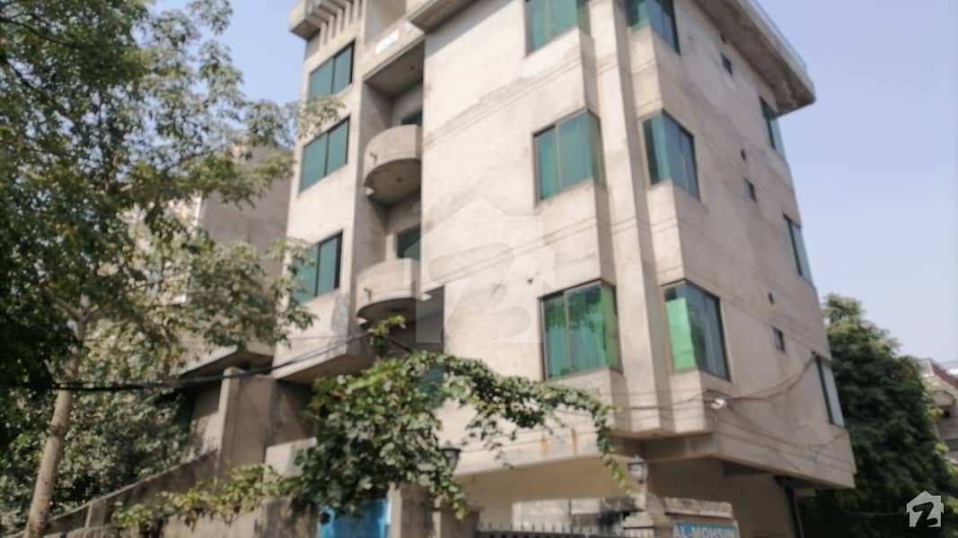 علی ٹاؤن لاہور میں 3 مرلہ عمارت 1.75 کروڑ میں برائے فروخت۔