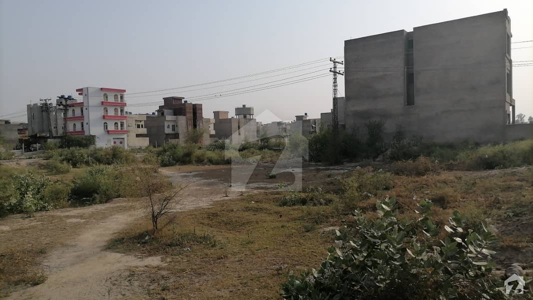 ایل ڈی اے ایوینیو ۔ بلاک جی ایل ڈی اے ایوینیو لاہور میں 10 مرلہ رہائشی پلاٹ 75.5 لاکھ میں برائے فروخت۔