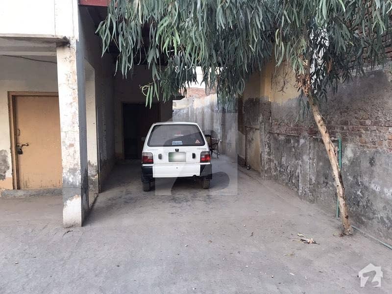 فیصل آباد روڈ جھنگ میں 2 کمروں کا 1 کنال مکان 1.5 کروڑ میں برائے فروخت۔