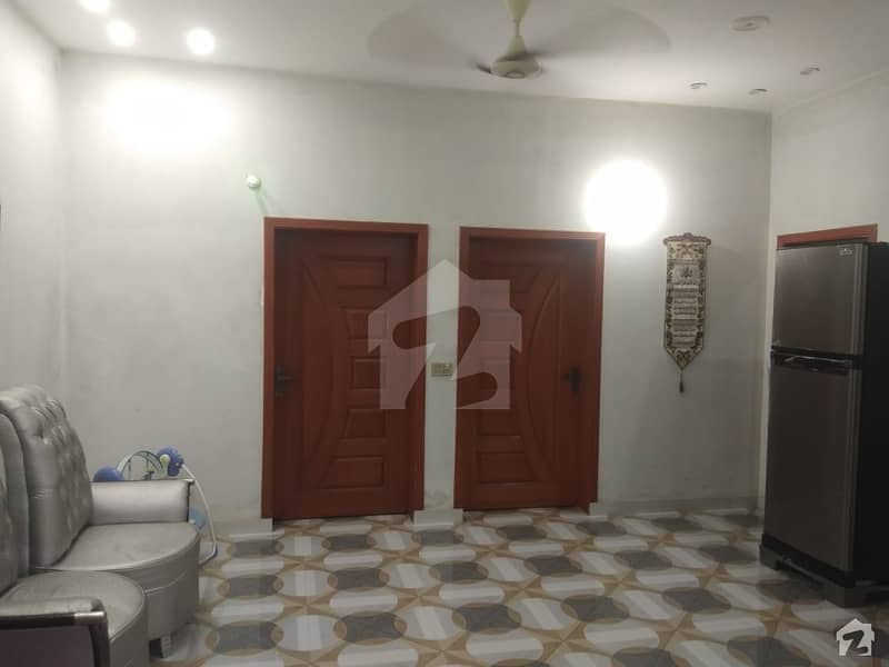 Allama Iqbal Town House Sized 5 Marla Is Available
