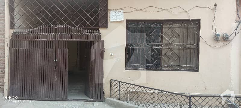 اعوان ٹاؤن راولپنڈی میں 4 کمروں کا 5 مرلہ مکان 80 لاکھ میں برائے فروخت۔
