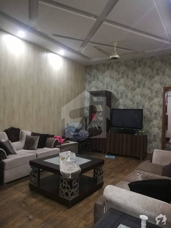 علامہ اقبال ٹاؤن ۔ ستلج بلاک علامہ اقبال ٹاؤن لاہور میں 5 کمروں کا 5 مرلہ مکان 1.75 کروڑ میں برائے فروخت۔