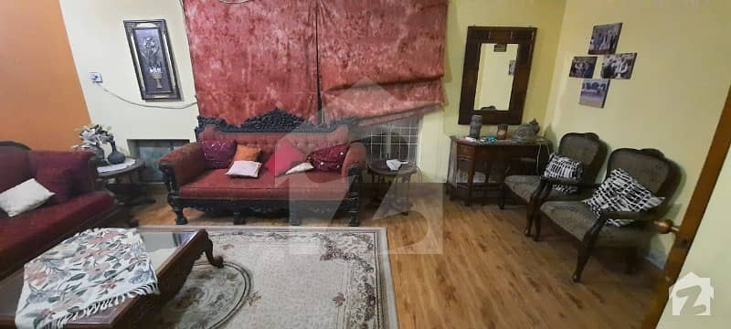 پنجاب کوآپریٹو ہاؤسنگ سوسائٹی لاہور میں 4 کمروں کا 10 مرلہ مکان 2.05 کروڑ میں برائے فروخت۔