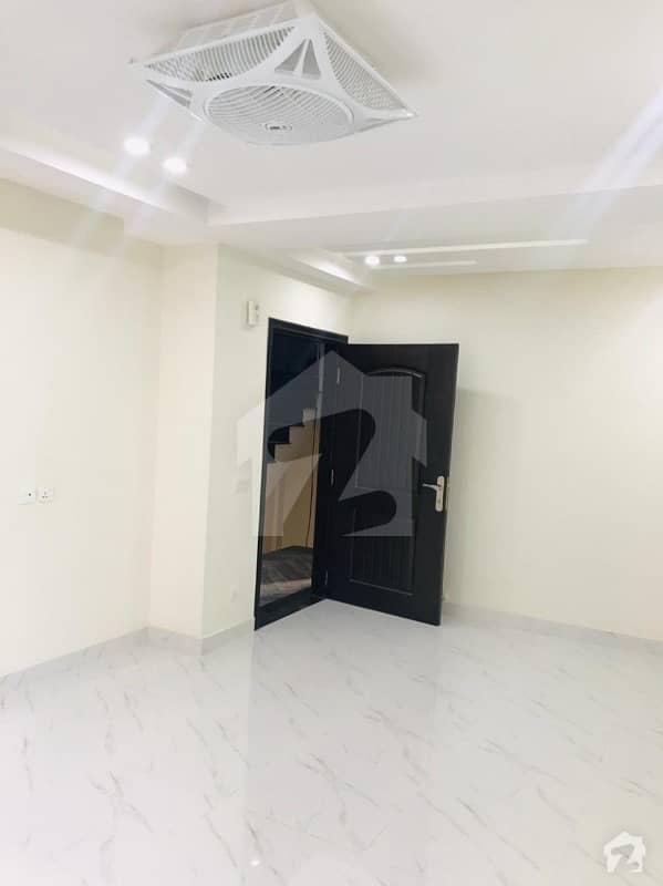 1 Bed Luxury Brand New Flat For Rent In Bahria Town Lahore