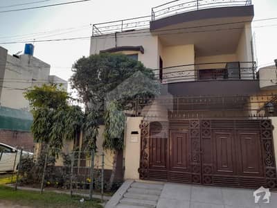 10 Marla Beautiful House For Sale At Prime Location In D Block Sabzazar Scheme