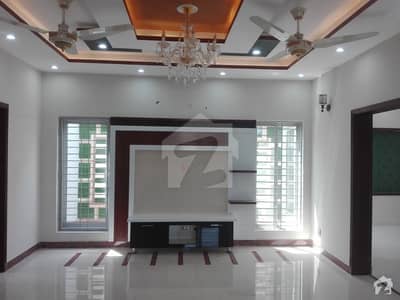 Highly-Desirable Upper Portion Available In Central Park Housing Scheme For Rent