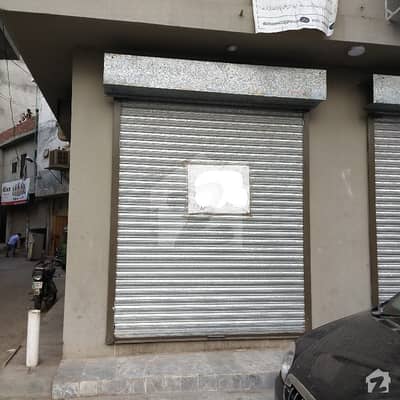 In Gulshan-E-Lahore Shop For Rent Sized 128  Square Feet
