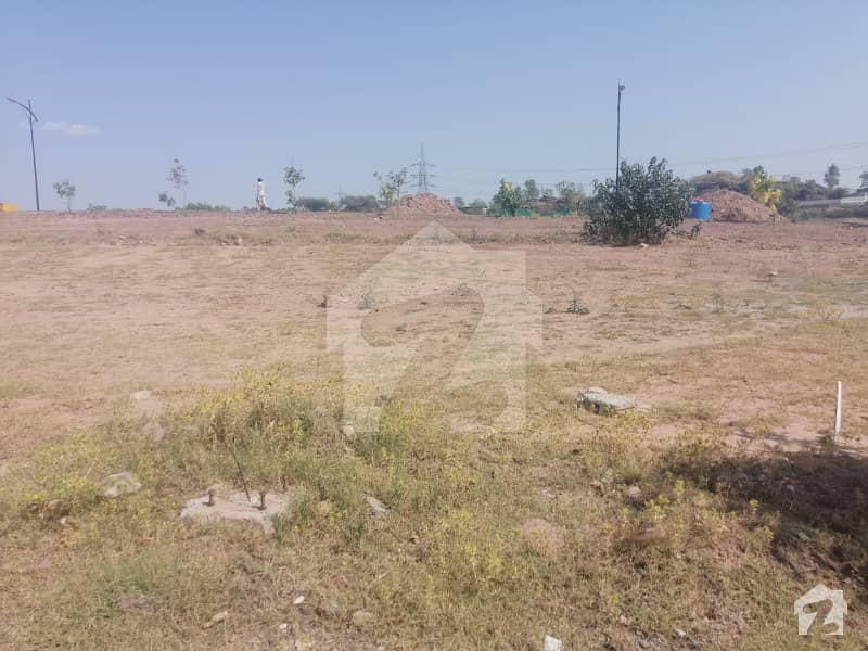 Bahria Enclave Sector C1  8 Marla Pair Commercial Ready And Possessional Plot For Sale At Investor Rate