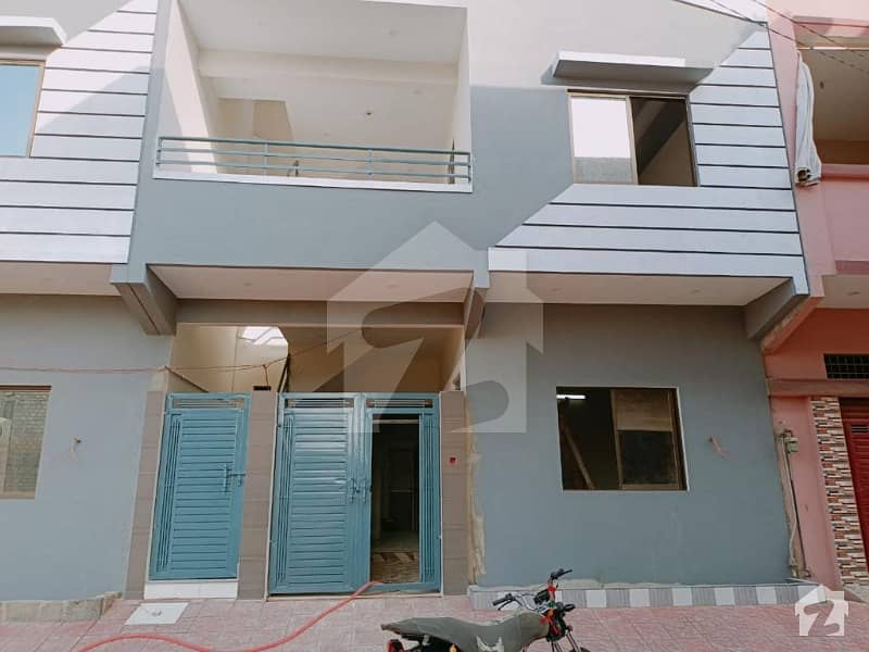 ڈائمنڈ سٹی گلشنِ معمار گداپ ٹاؤن کراچی میں 4 کمروں کا 4 مرلہ مکان 1.2 کروڑ میں برائے فروخت۔