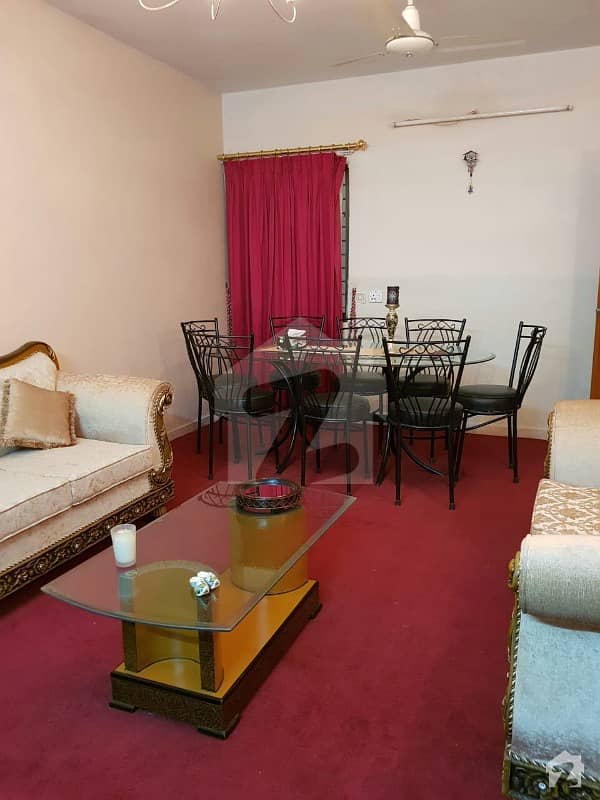 کے ڈی اے آفیسرز سوسائٹی گلشنِ اقبال ٹاؤن کراچی میں 5 کمروں کا 10 مرلہ مکان 8.5 کروڑ میں برائے فروخت۔