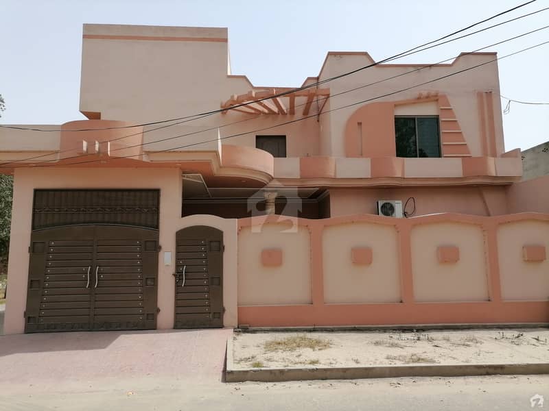 Reasonably-Priced 1800  Square Feet House In Royal Palm City Sahiwal, Sahiwal Is Available As Of Now