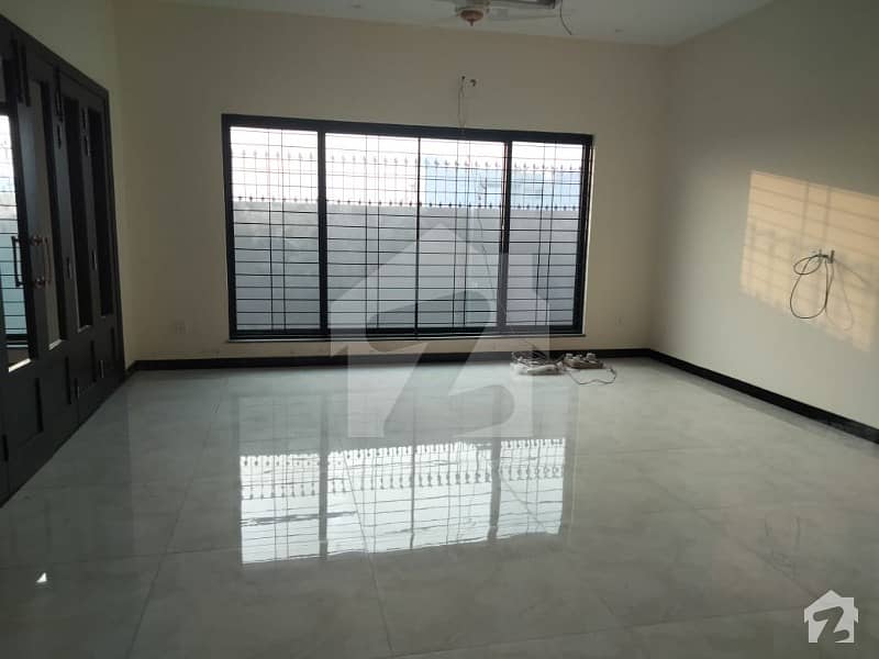 1 Kanal Beautiful And Luxurious House Available For Rent In Dha Phase 7