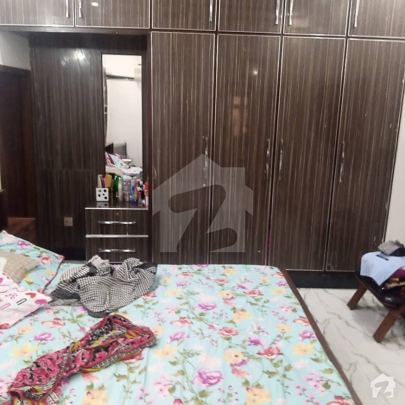 رسول پارک لاہور میں 5 کمروں کا 6 مرلہ مکان 2.3 کروڑ میں برائے فروخت۔