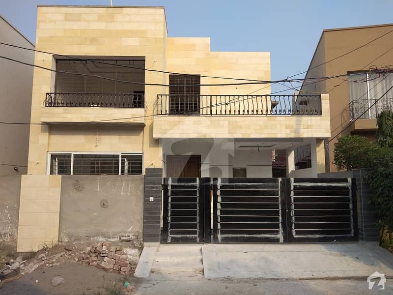Reasonably-Priced 10 Marla House In Divine Gardens, Lahore Is Available As Of Now