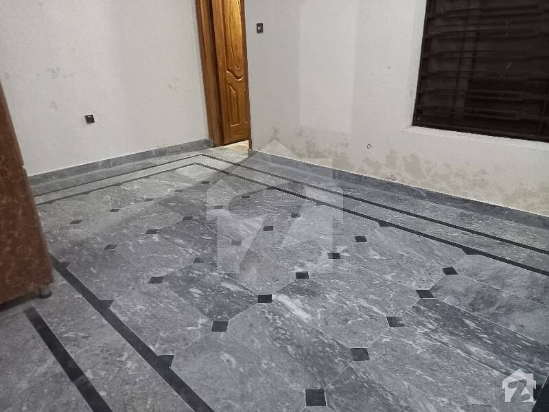 1125  Square Feet Lower Portion Up For Rent In Ghauri Town