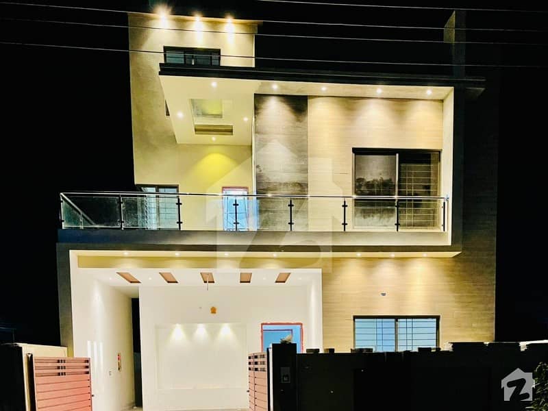 10 Marla House Available For Sale In Wapda City - Block K