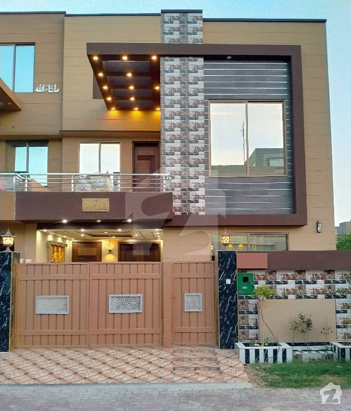 5 Marla Brand New Beautifully Built House Is Up For Sale In Bahria Town Lahore