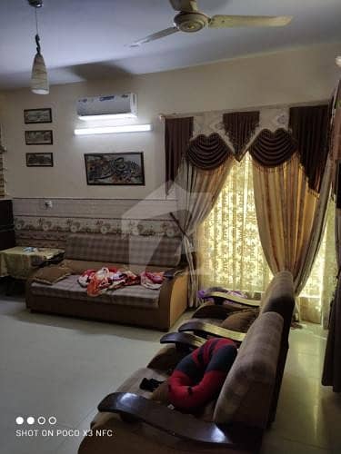عسکری 5 ملیر کنٹونمنٹ کینٹ کراچی میں 4 کمروں کا 11 مرلہ مکان 5.2 کروڑ میں برائے فروخت۔