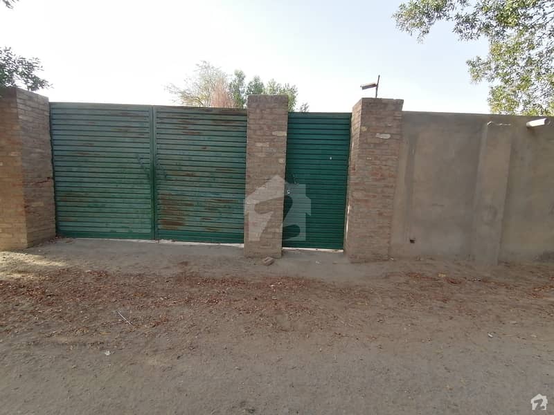 دری سنگی ابوظہبی روڈ رحیم یار خان میں 2 کنال رہائشی پلاٹ 1.6 کروڑ میں برائے فروخت۔