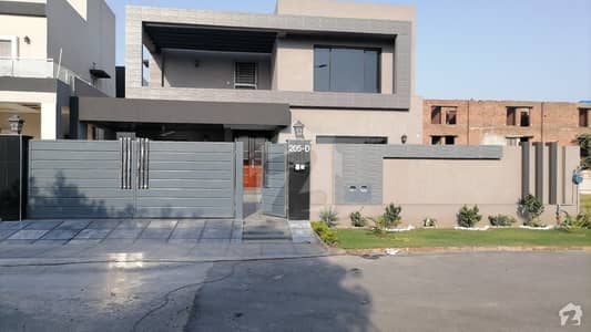 1 Kanal House For Sale 100feet Road Near To Park brand New 1 Kanal House For Sale 100feet Road Near To Park brand New