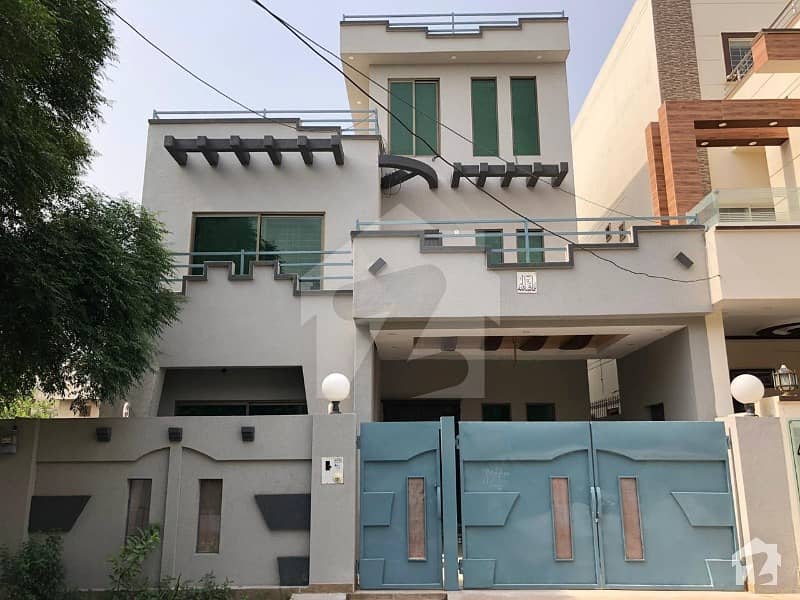 7 Marla Used House In Canal City Near Eme-dha Sector, Lahore