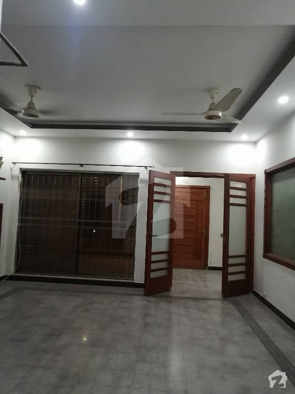 Semi Furnished 10 Marla Beautiful House For Rent