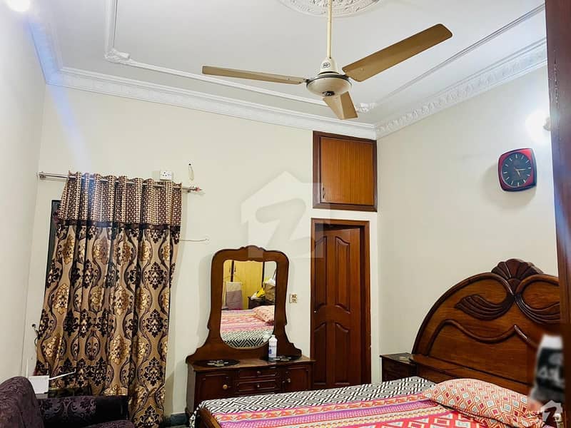 الحافظ ٹاؤن لاہور میں 3 کمروں کا 5 مرلہ مکان 1.05 کروڑ میں برائے فروخت۔