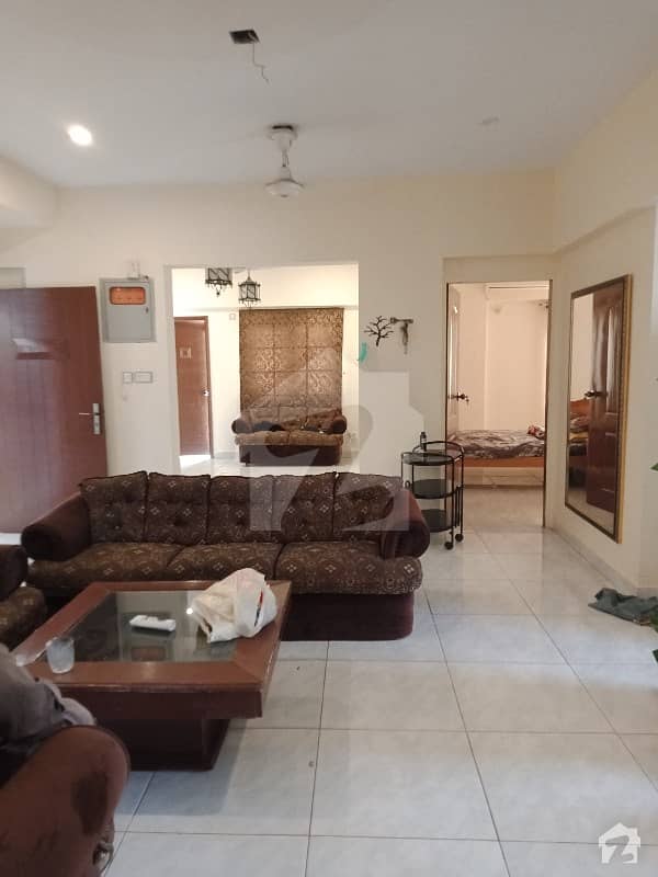 Proper 3 Bedrooms With Drawing Lounge Specious Extra Space Apartment